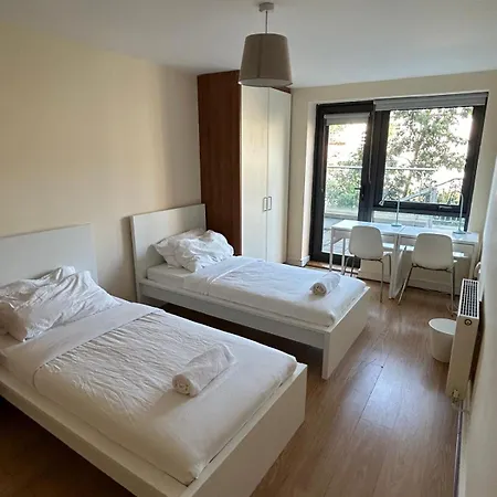 004 Spacious 3 Bed In Centre דבלין