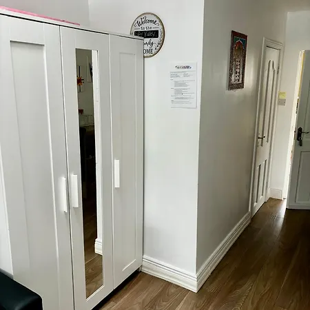 Liffey Valley Homestay Habitación en casa particular *