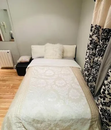 Small Mins Walks To Centre * Dublin