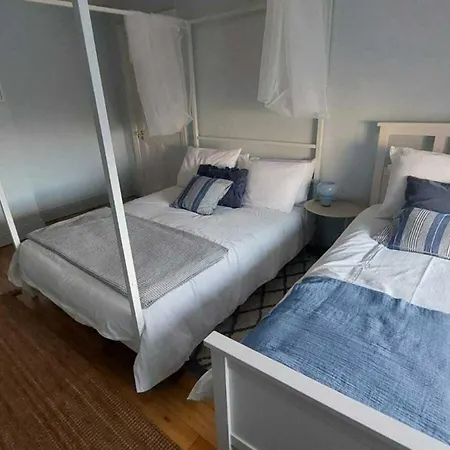 Casa vacanze Stunning Unique & Elegantly Refurbed Seafront 2bd Dublino