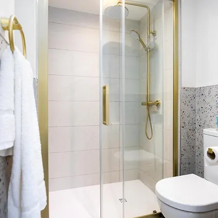 Apartment Modern Apt-23min Walk To Castle Dublin