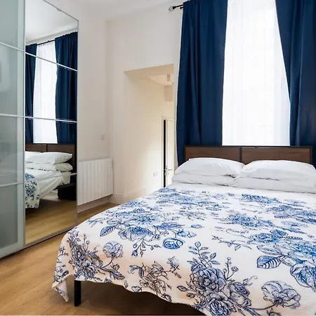 Modern Apt-23min Walk To Castle Apartment *