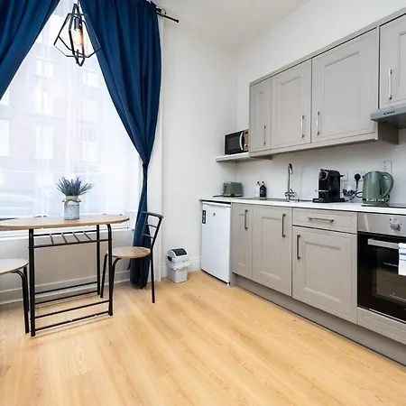 Apartment Modern Apt-23min Walk To Castle Dublin