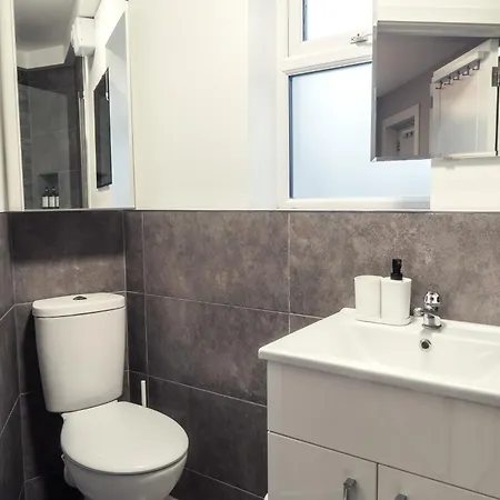 Artane House Tatil Evi