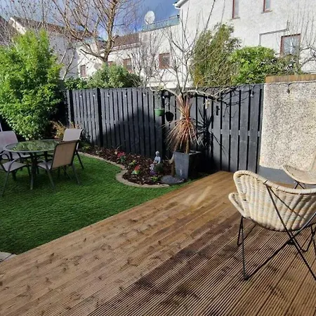 Dom wakacyjny Refurbed Modern & Stylish 3bd - Garden Pets Ok Dublin