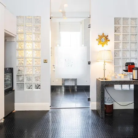 The Merchant House 5* Dublin
