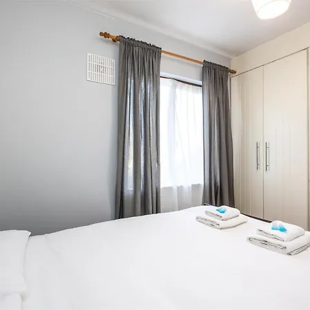 Chic 2bed With Canal Views-15 Min To Kilmainham Gaol アパート *