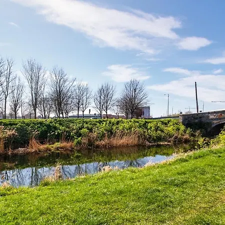 Chic 2bed With Canal Views-15 Min To Kilmainham Gaol * ダブリン