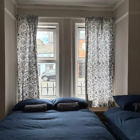 Gasthof Superb Triple Near Croke Park - 4 Dublin
