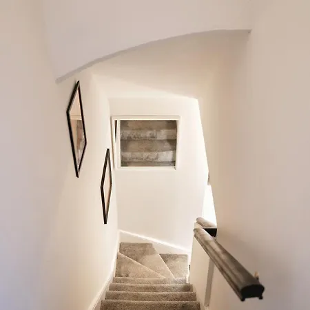 Villa 2 Bedroom House 12 Rutland Dublino