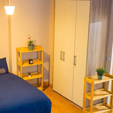 Appartement Cosy Flat Off Centre
