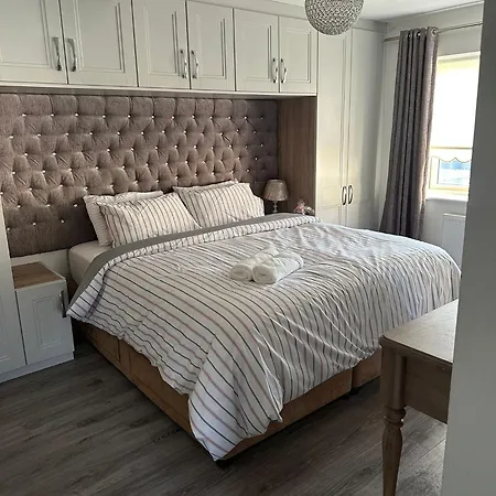 Modern 4-5 Bedroom House Dom wakacyjny Dublin