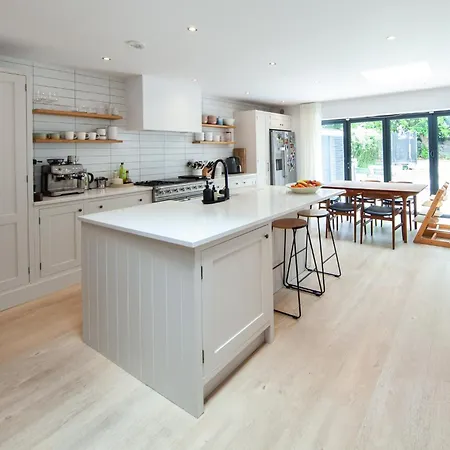 Beautiful And Spacious In South Circular Rd Tatil Evi Dublin