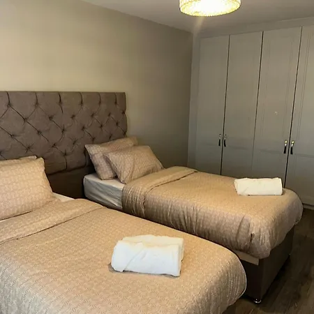 Casa vacanze Modern 4-5 Bedroom House