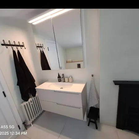 Tatil Evi Beautiful And Spacious In South Circular Rd