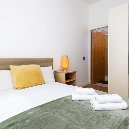 Lejlighed 3 Bed In Centre 10min To Spire *