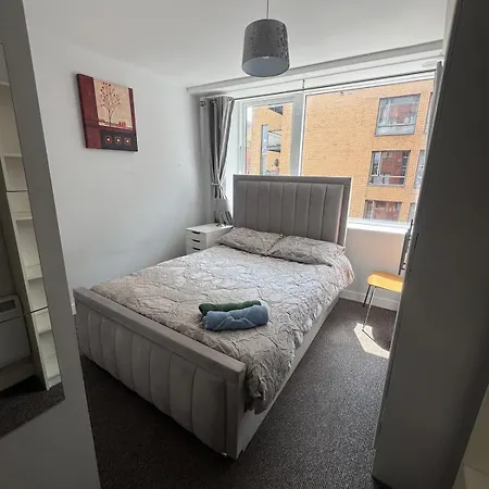 2 Bedroom 8 Dublin