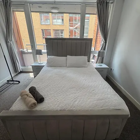2 Bedroom 8 Dublin