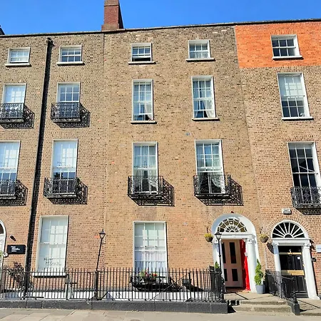 Baggot Court Townhouse Ξενοδοχείο 3*