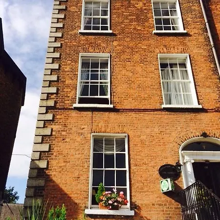 Bed & Breakfast Abbeyleigh House *