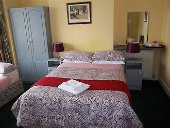 Donnybrook Nocleg ze śniadaniem 3*