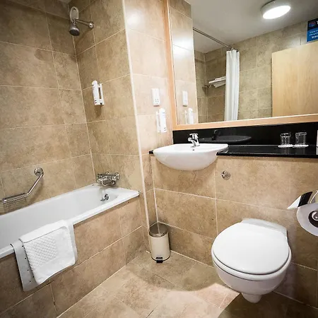 ترافيلودج دبلين إيبروت ساوث 3* Collinstown (Santry)