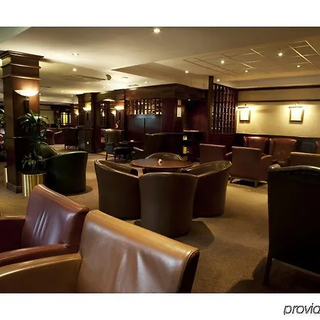 Maldron Hotel, Newlands Cross מלון