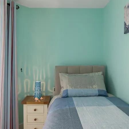 아파트 Spacious 2-bedroom Near O'connell St *