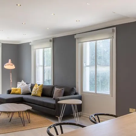 The Dawson On St. Stephens Green Apartment