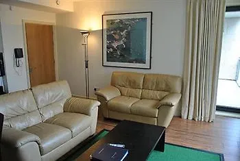 Baggotrath House Apartments, Newbridge Ave, 4 דירה *