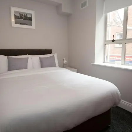 Apartment Wolfe Tone Street *