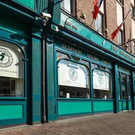 Kingfisher Townhouse 3*