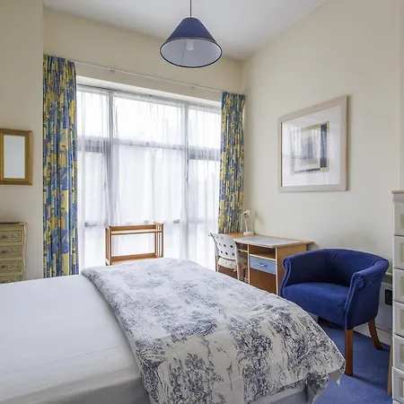 Apartman Christchurch - La Rochelle 13