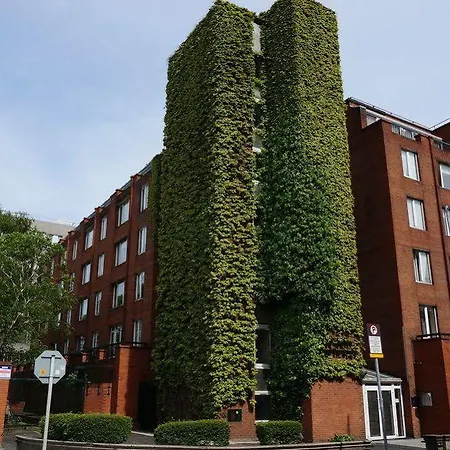 Lad Lane Otel 3*