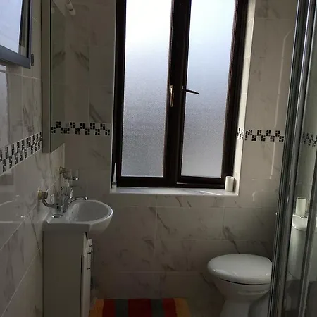 Sycamore House Nocleg ze śniadaniem 4*