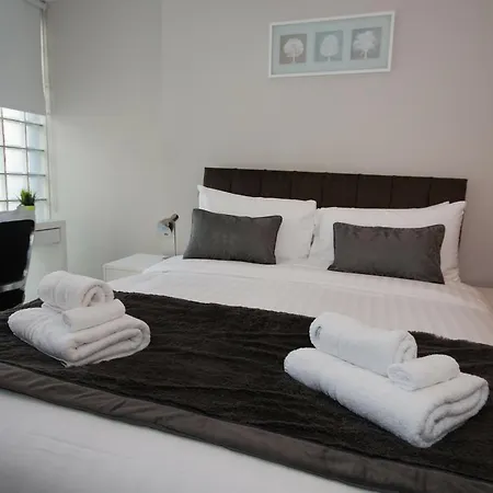 Wolf Tone Street Aparthotel *