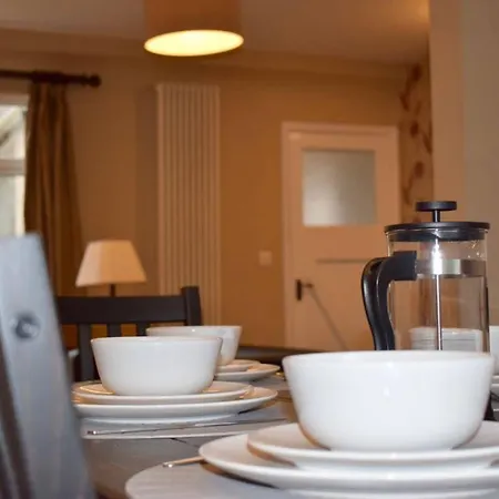 Apartmán 3 Bedroom House With Free Parking Dublin