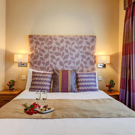 Kingfisher Townhouse Guest house 3*