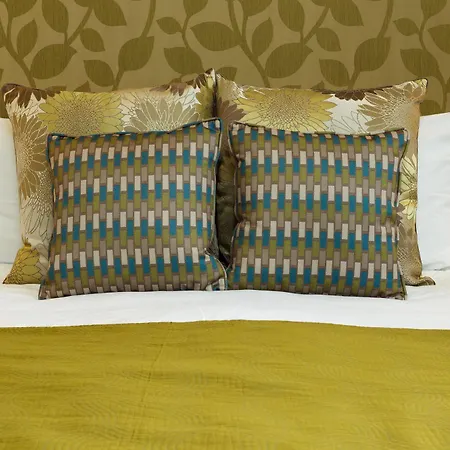 Guest house Kingfisher Townhouse
