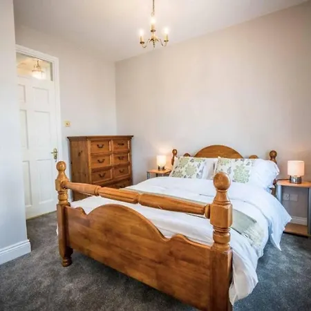 Luxury Grattan Place *