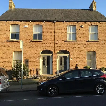 Montrose House Hotel 3*