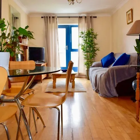 2 Bedroom Beside Merrion Square アパート *