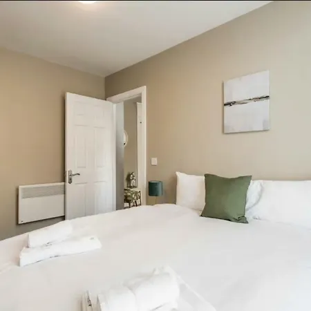 New Georgian Self-catered At The Spire * Dublin