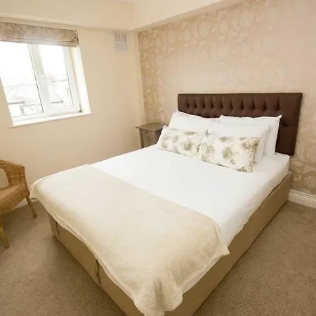 Drury Court Hotel 3*