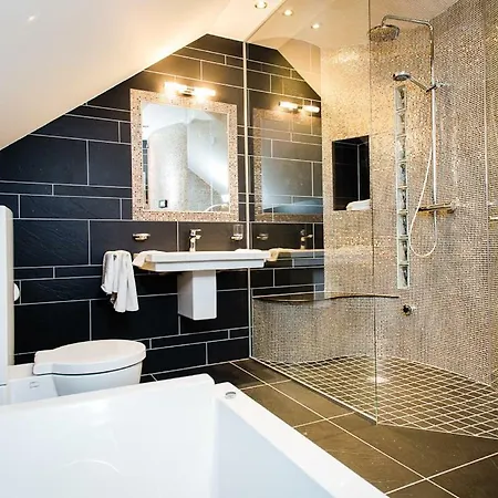 Dom wakacyjny Grand Canal Dock Luxury Entire Dublin