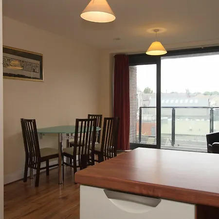 Apartment Ivy Self Catering Apartment *