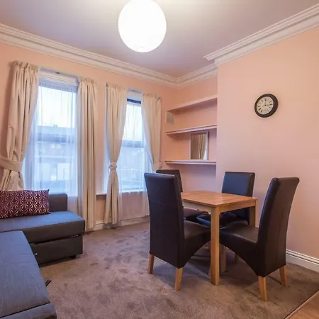 The North Circular Road Apartamento *