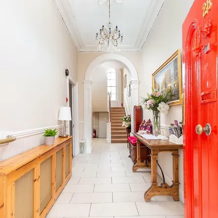 Gasthof Abbeyleigh House *