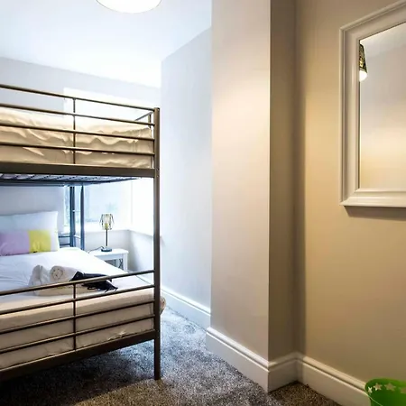 Apartment New Georgian Self-catered At The Spire Dublin