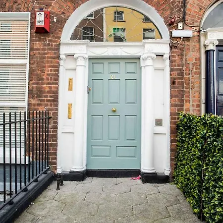 New Georgian Self-catered At The Spire Apartment Dublin